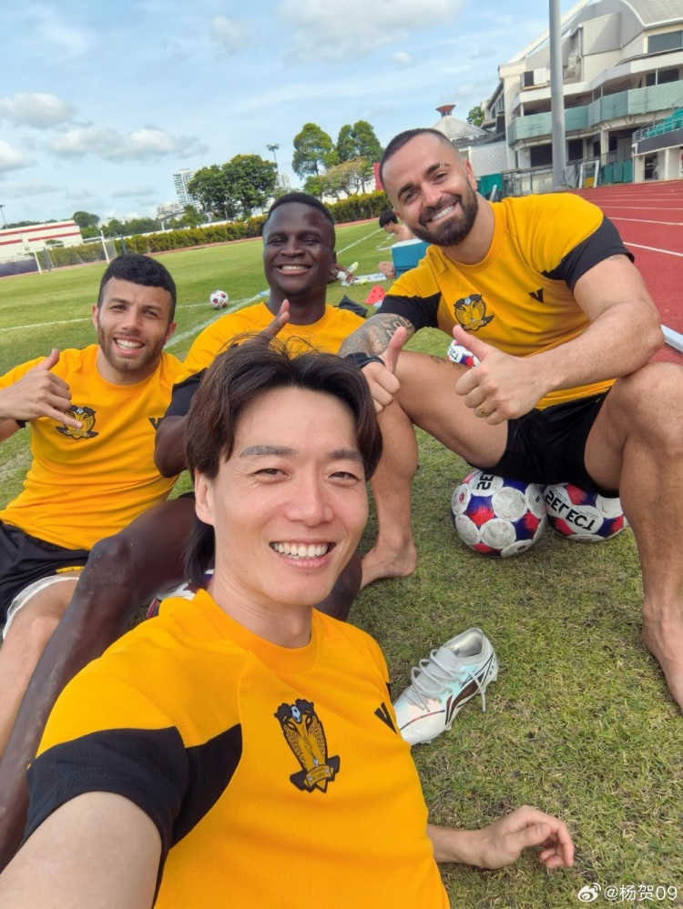 半岛体育官网-加盟新加坡球队后港联!35岁杨贺发文:反正人生是用来体验的